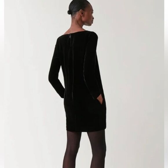COS Womens Dress Sz 8  Black Velvet Boat Neck Long Sleeve Pockets Minimalist NWT - Picture 3 of 15